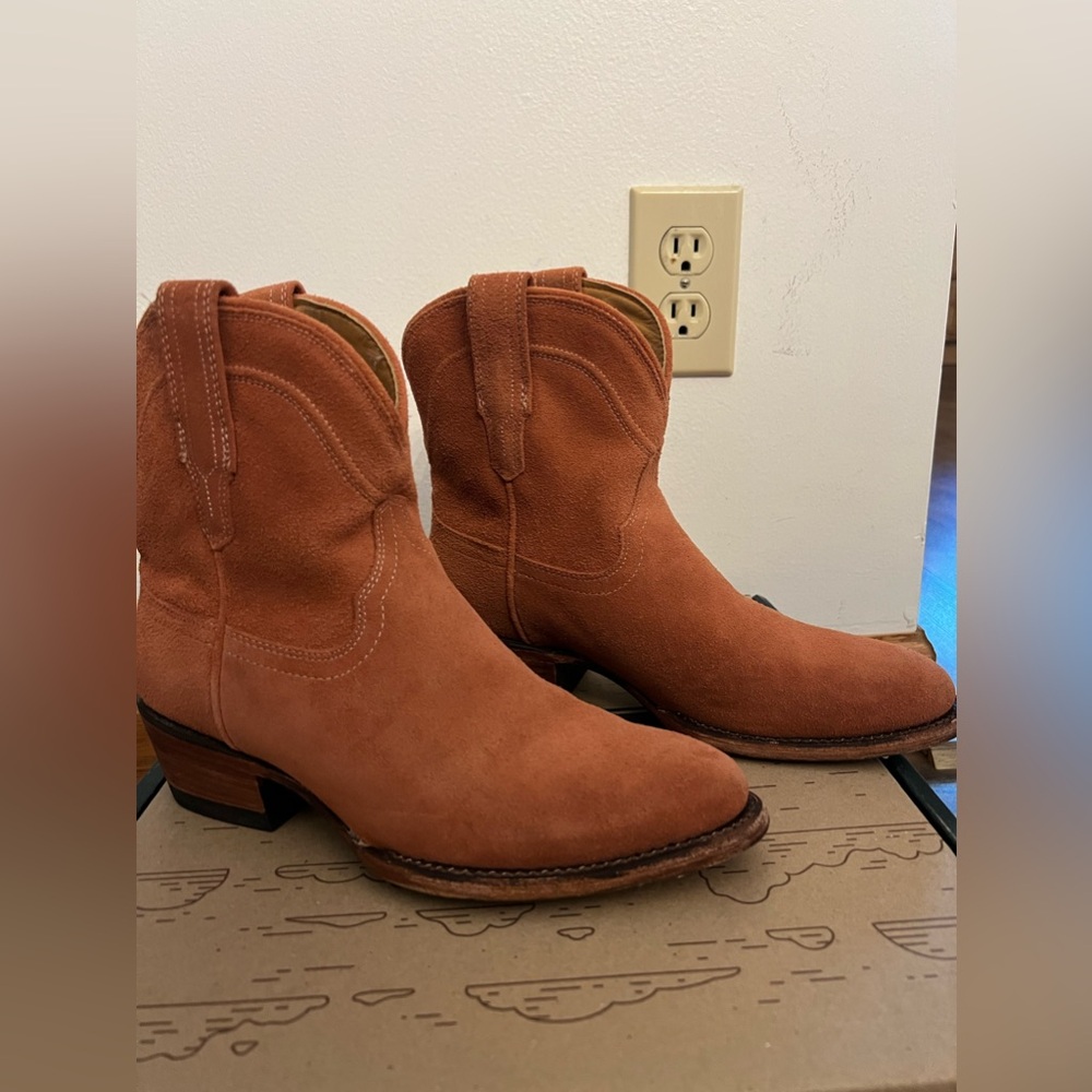 Tecovas Desert Rose The Lucy